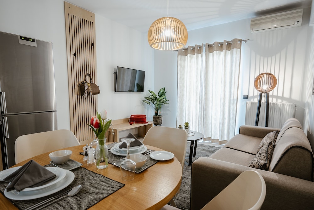 Luxury Suite - Photo 10