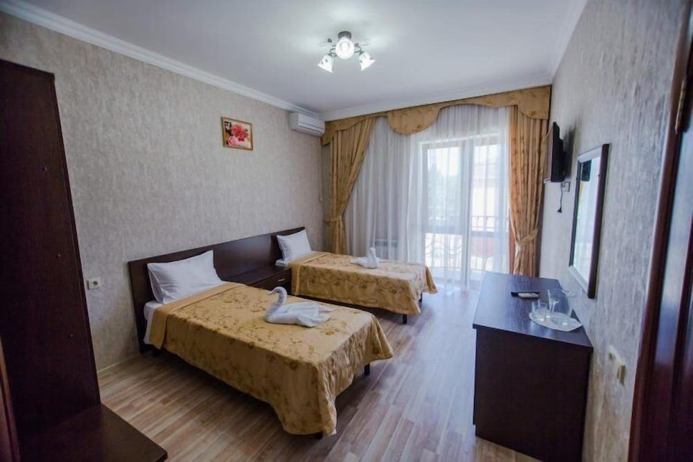 Standard Twin Room, Non Smoking, Balcony photo 1