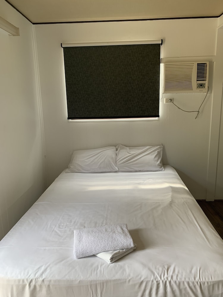 Basic Cabin (No Ensuite) photo 1