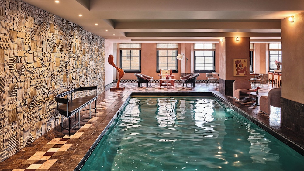 Suite, 1 King Bed (Proper Pool)