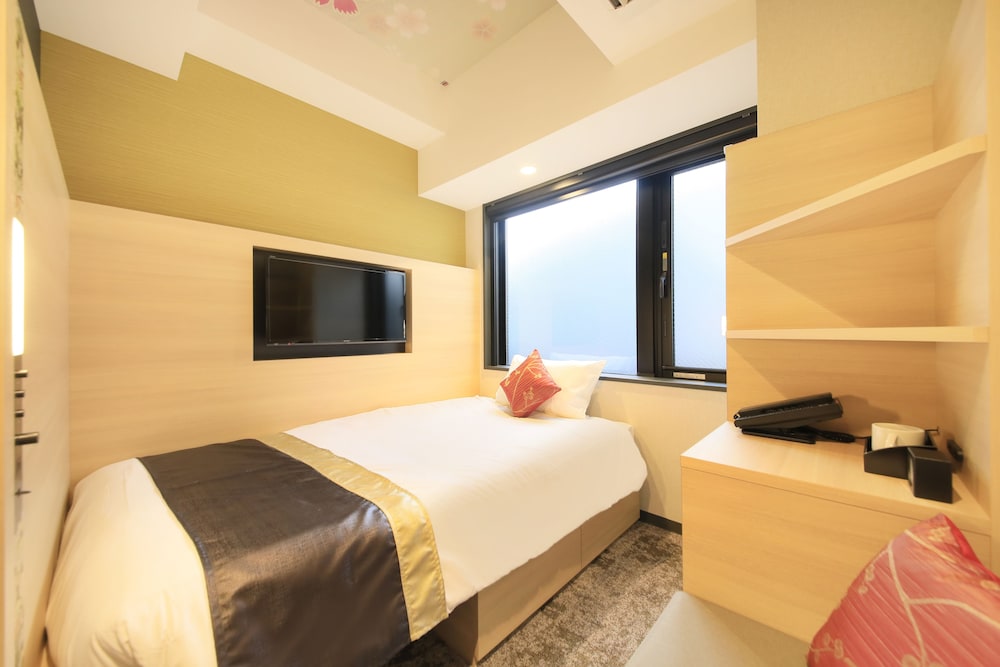 Single Room, Non Smoking photo 2
