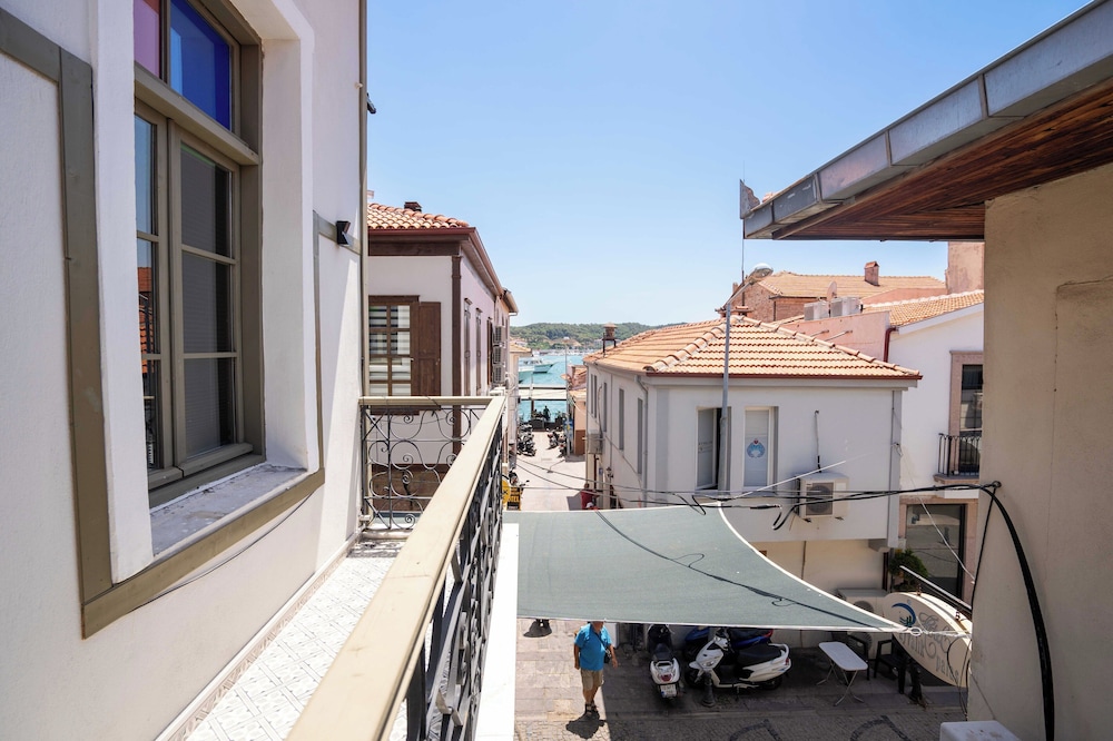 Standard Room, Balcony, Sea View photo 3