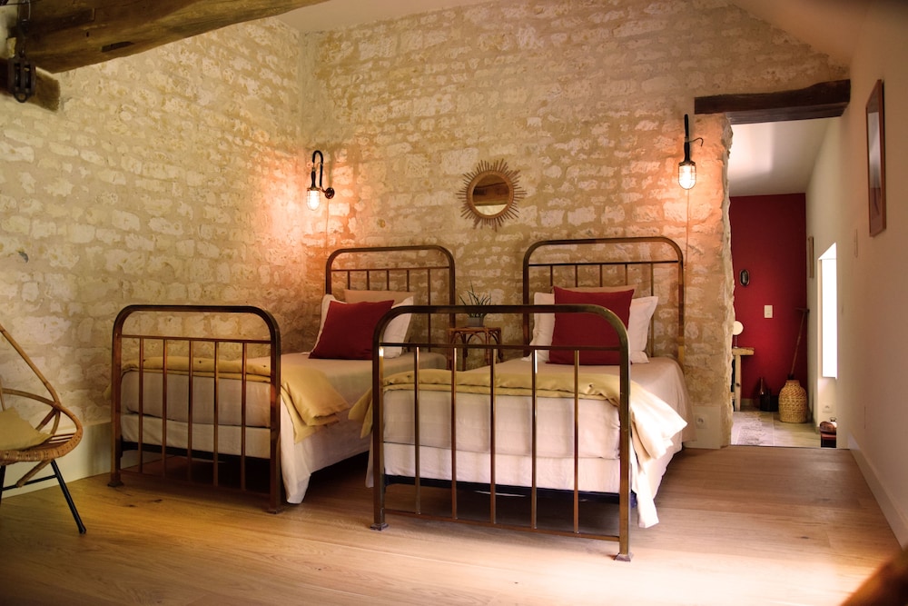 Deluxe Twin Room, 2 Twin Beds, Private Bathroom, Garden View