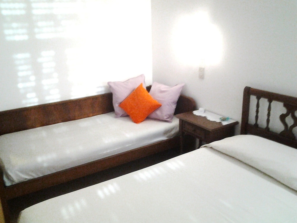 Standard Triple Room, City View photo 1