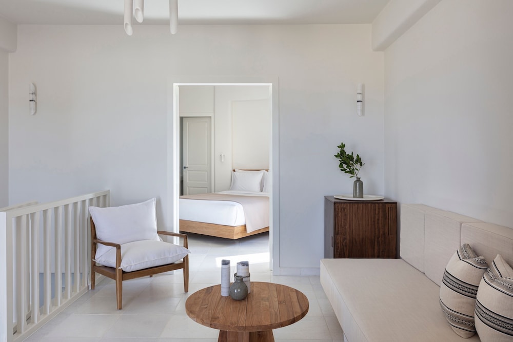 Exclusive Suite, 4 Bedrooms, Sea View
