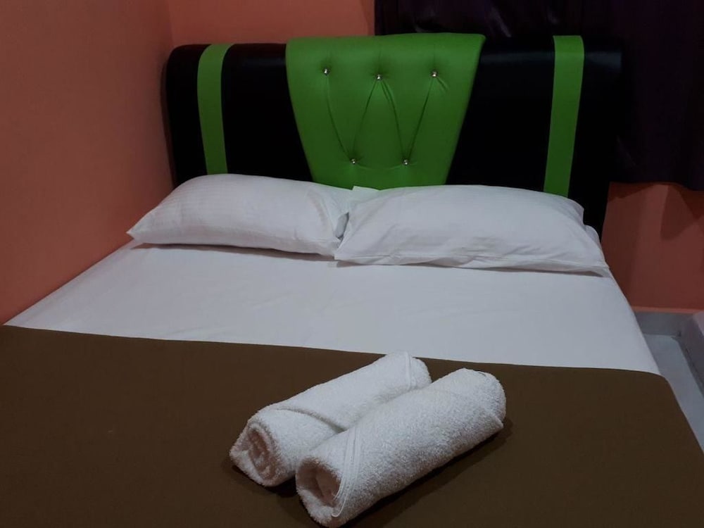 Budget Double Room photo 2