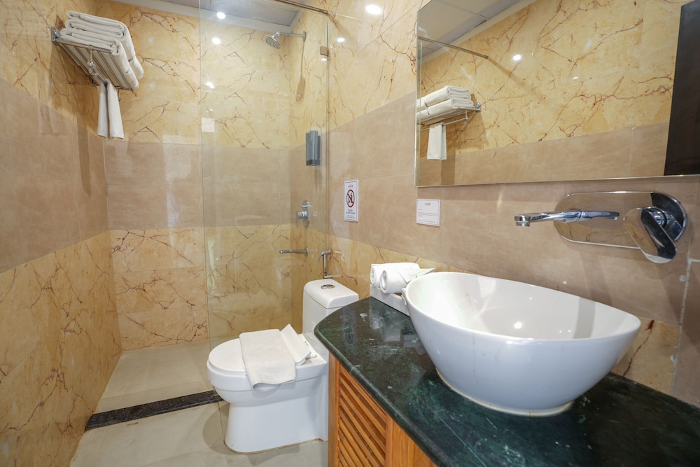 Deluxe Room - Photo 4