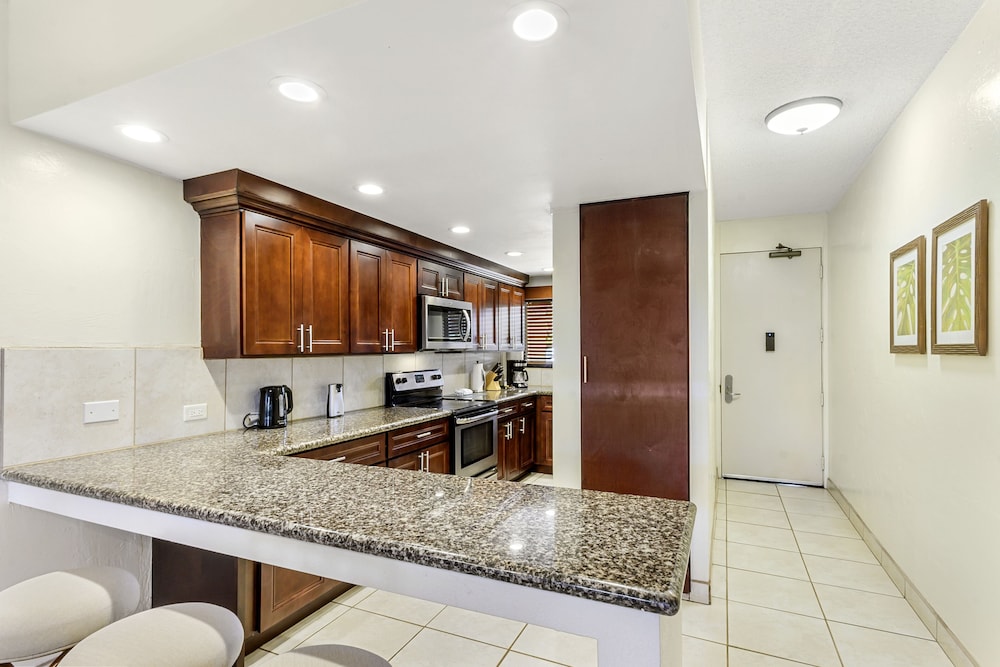 Standard Condo, 2 Bedrooms, Non Smoking, Balcony photo 2