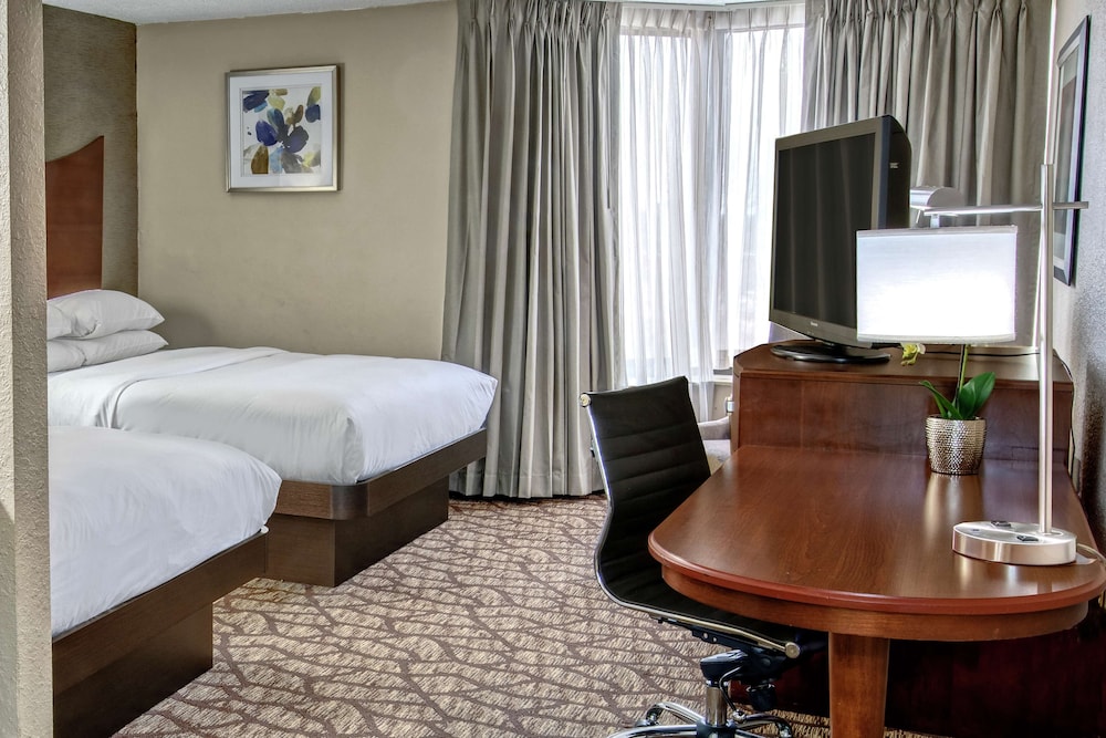 Room, 2 Queen Beds, Refrigerator - Photo 1