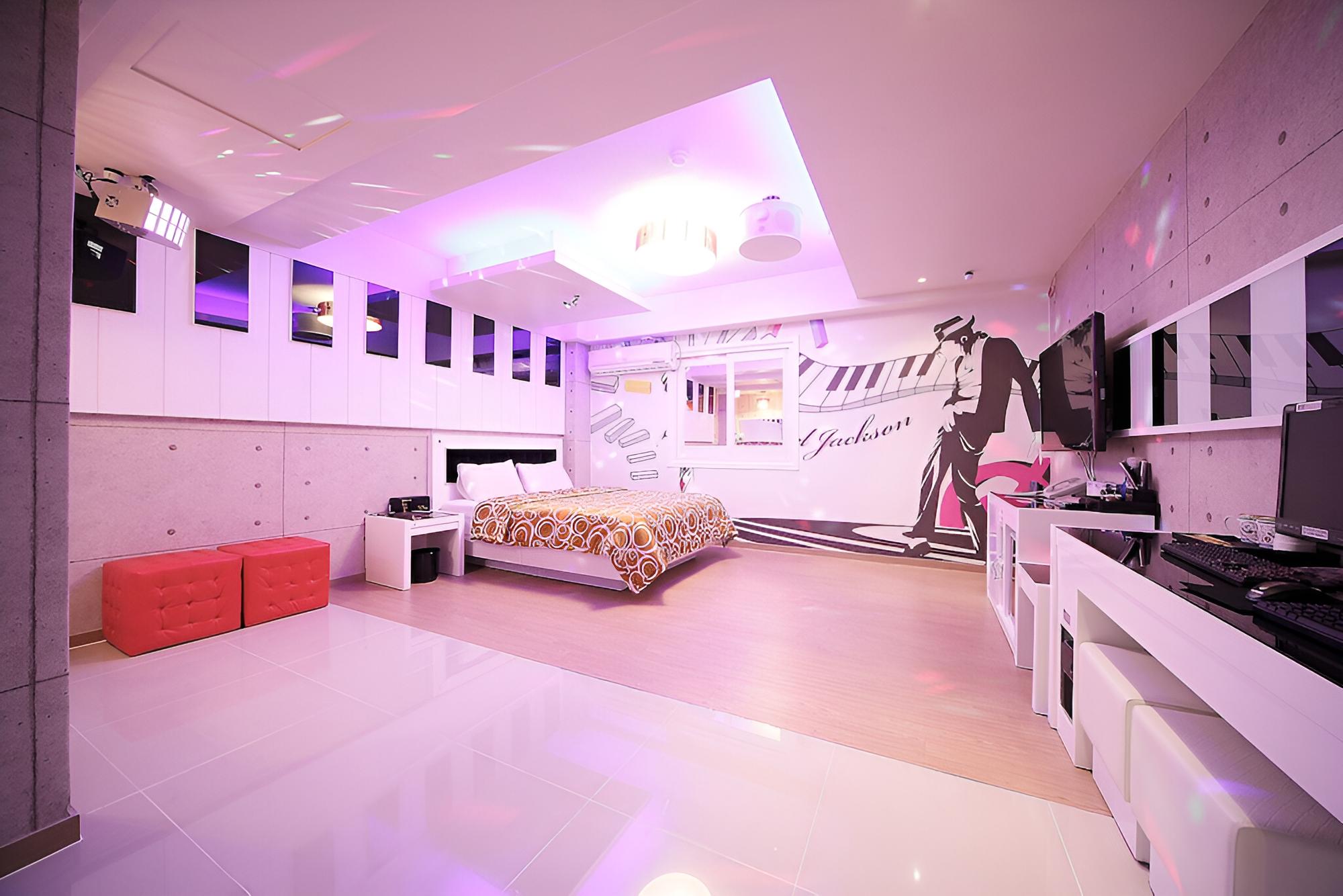 Room (VIP) photo 3