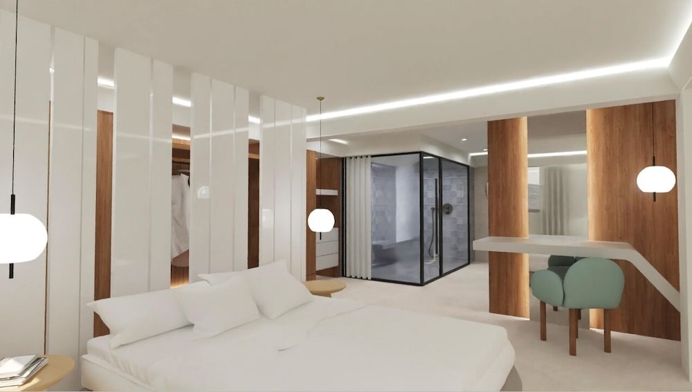 Luxury Suite photo 1