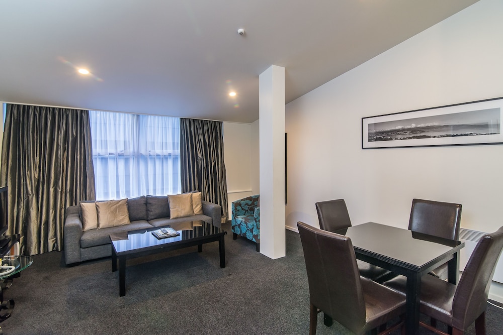 1 Bedroom Twin Apartment - Photo 21