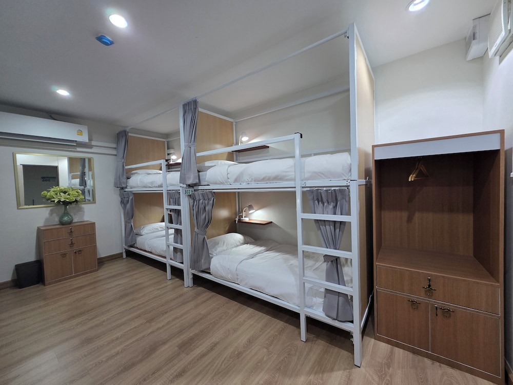 8-Bed Dormitory Male photo 1