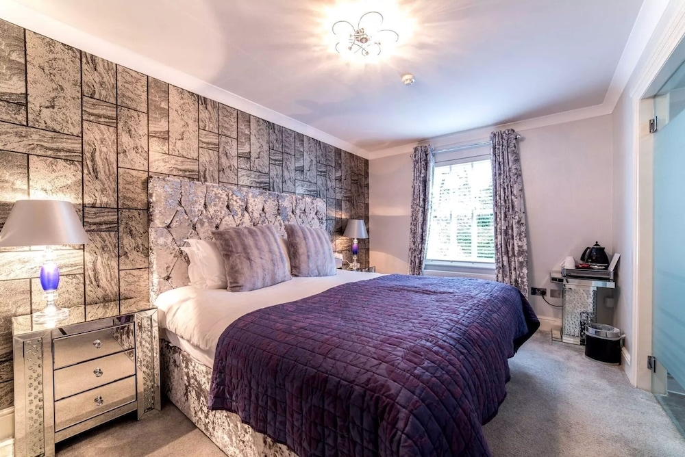 Deluxe Double Room, Ensuite photo 3