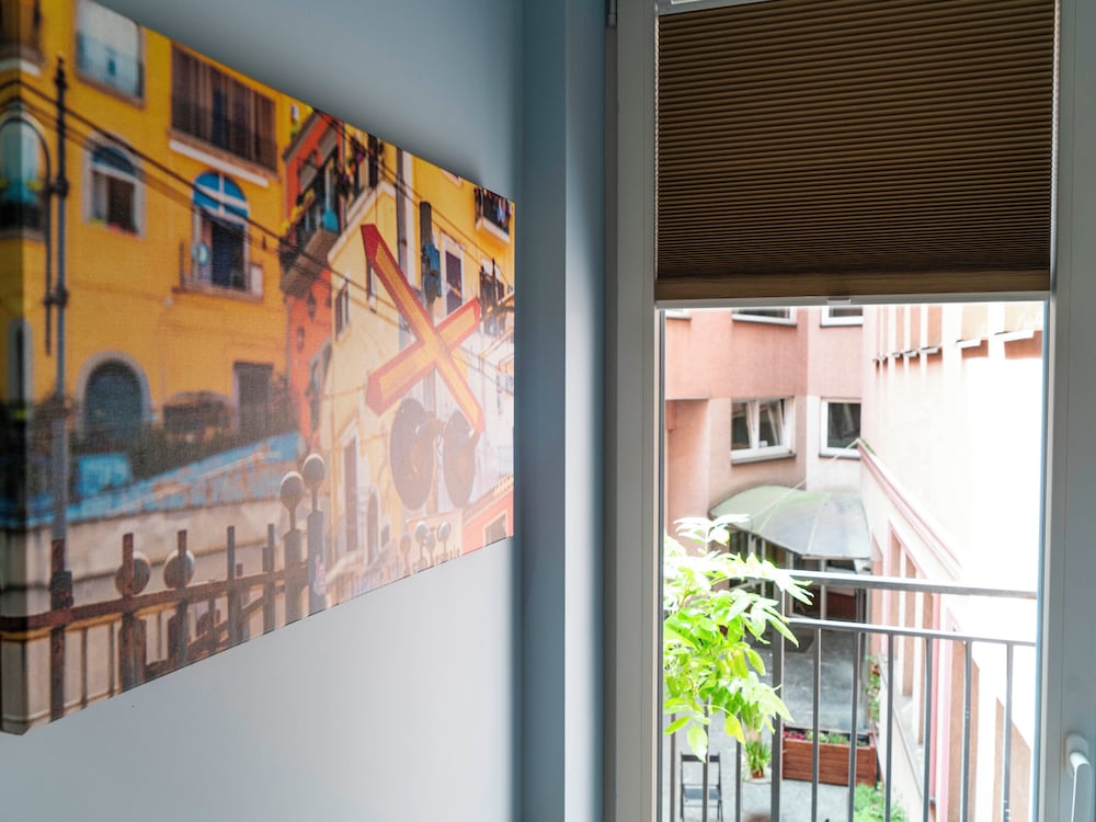 Comfort Room, Non Smoking, Balcony - Photo 4