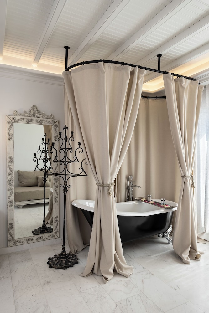 Signature Aegean Room with Sea View - Photo 15