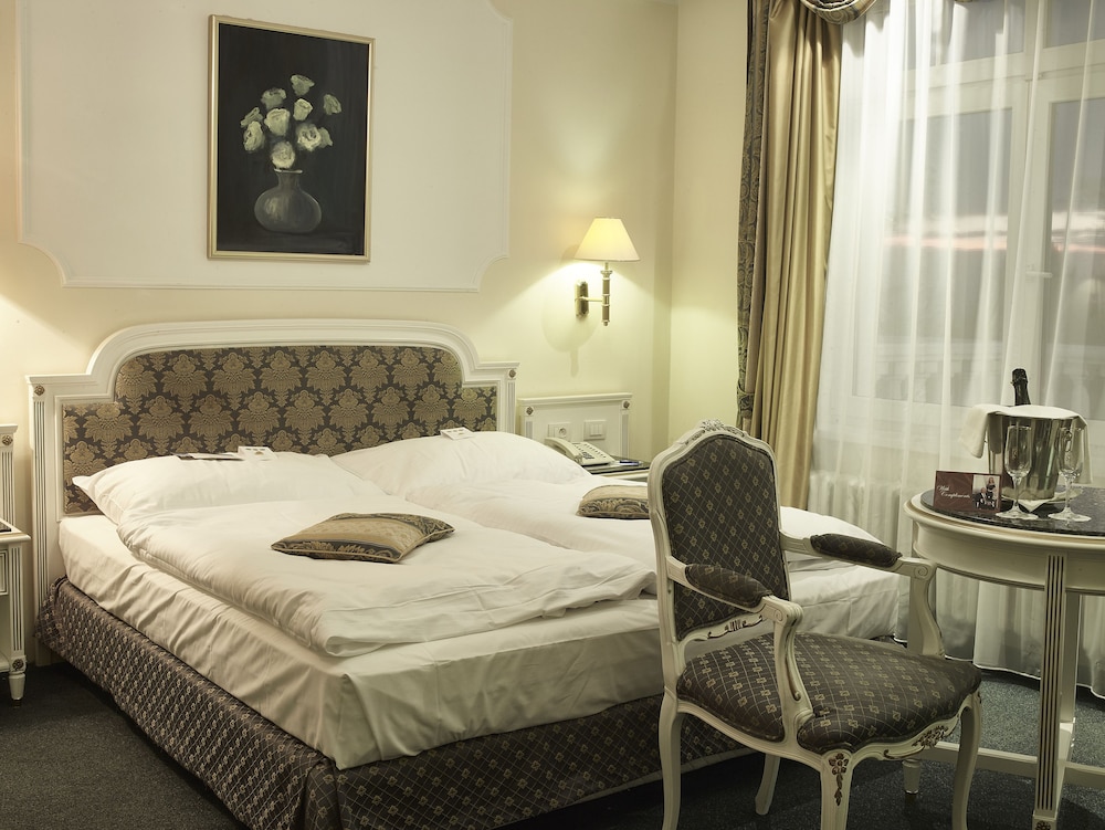 Superior Double Room photo 2