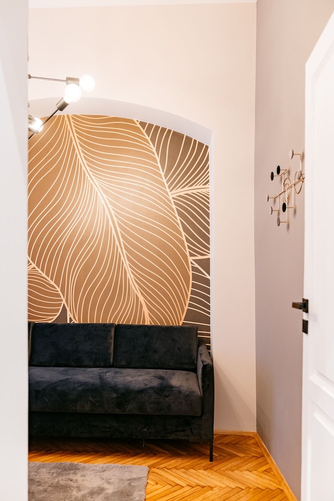 City Apartment photo 2
