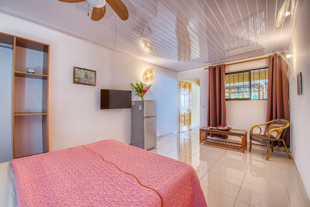 Classic Double with disability access  No Beachfront photo 3