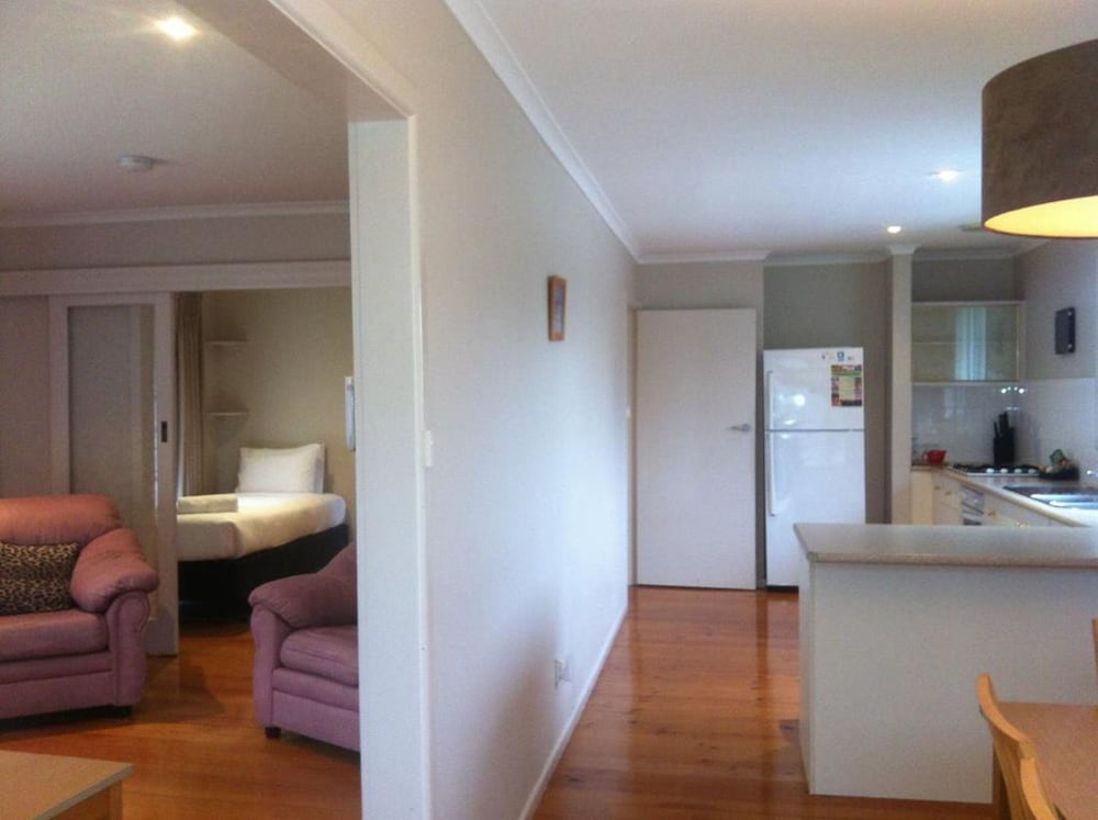 3 Bedroom House photo 2