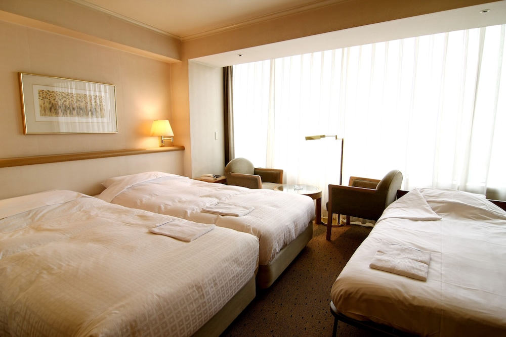 Family Twin Room, 2 twin beds & 1 extra bed, Non Smoking