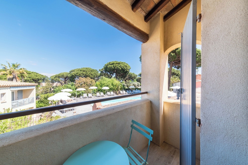 Deluxe Double Room, 1 Queen Bed, Terrace - Photo 11