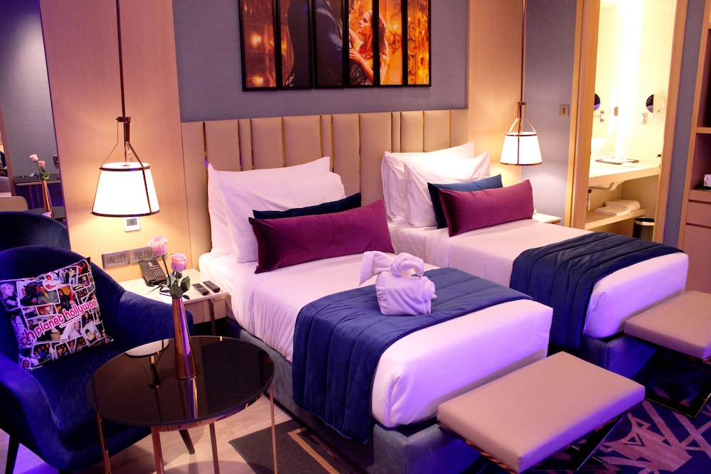 Superior Twin Room, 2 Twin Beds - Photo 1