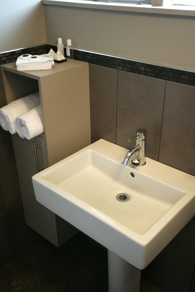 Deluxe Room - Photo 3