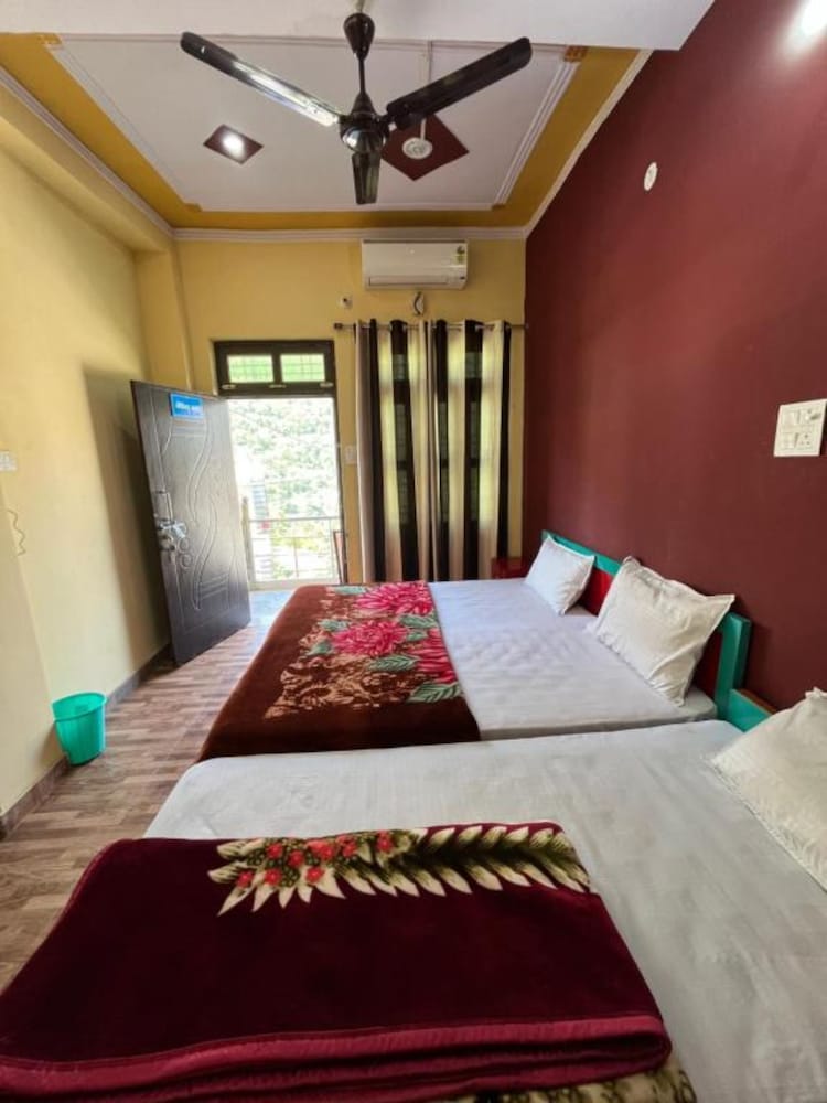 Deluxe Quadruple Room photo 1