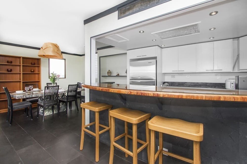 Premier Penthouse photo 3