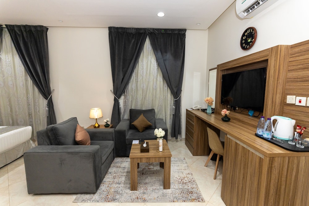 Deluxe Double Room - Photo 10