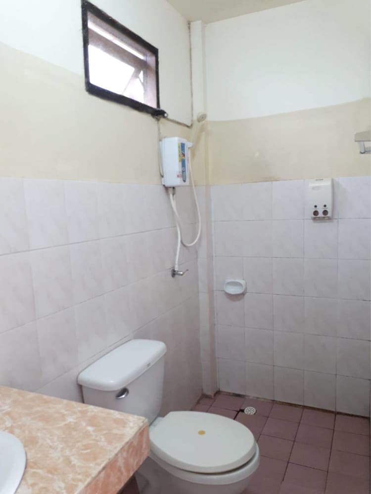 Standard Room photo 2