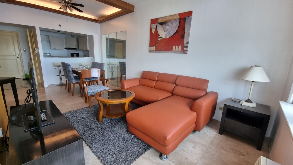 Exclusive Condo, 1 Bedroom, Bathtub, Bay View