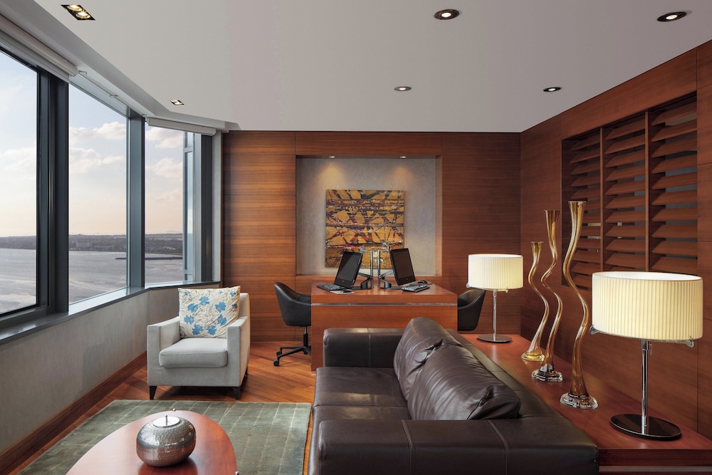 Club Suite