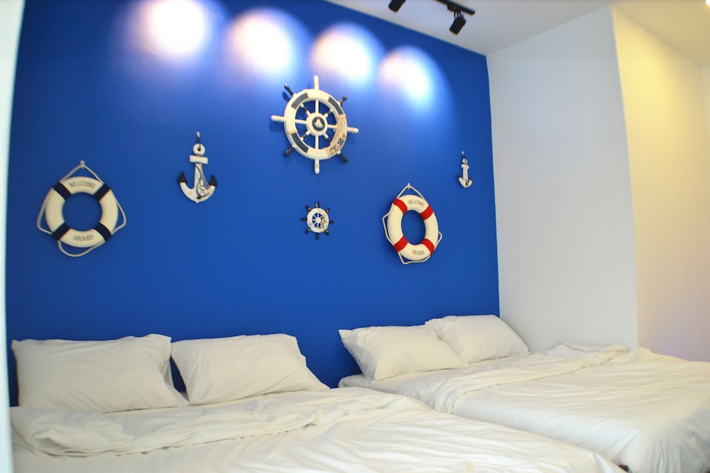 House, 5 Bedrooms photo 1