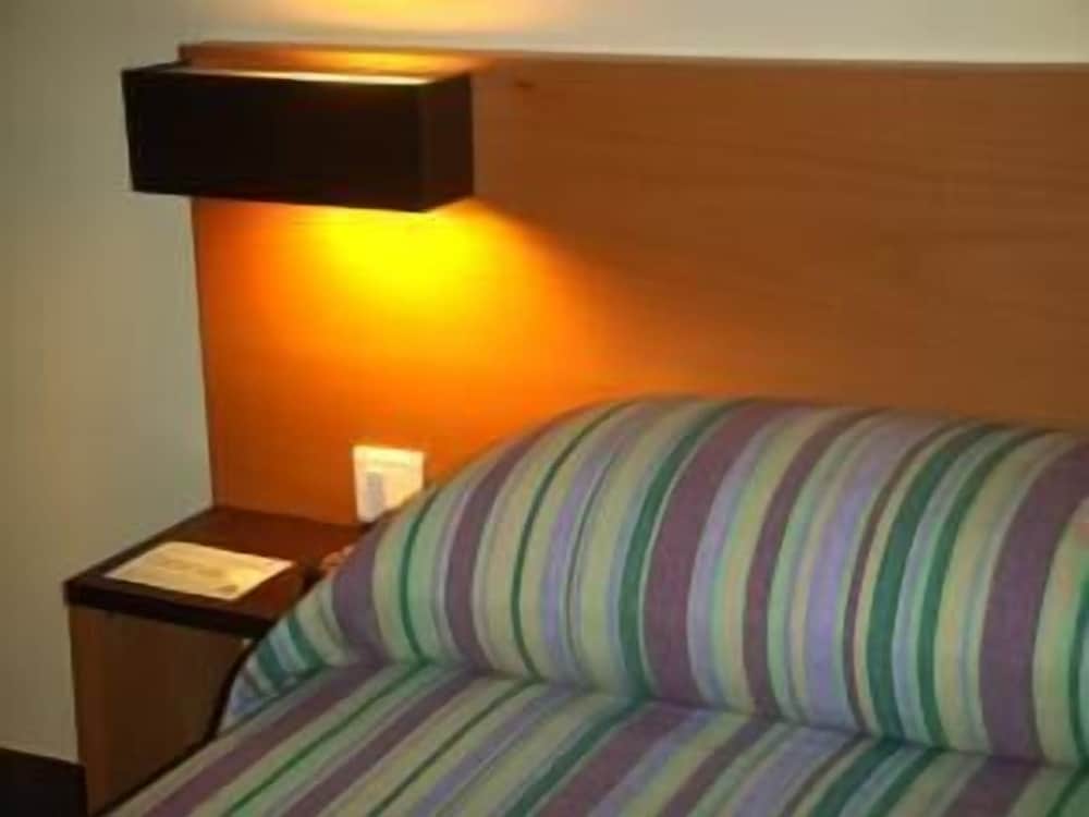 Classic Single Room - Photo 3