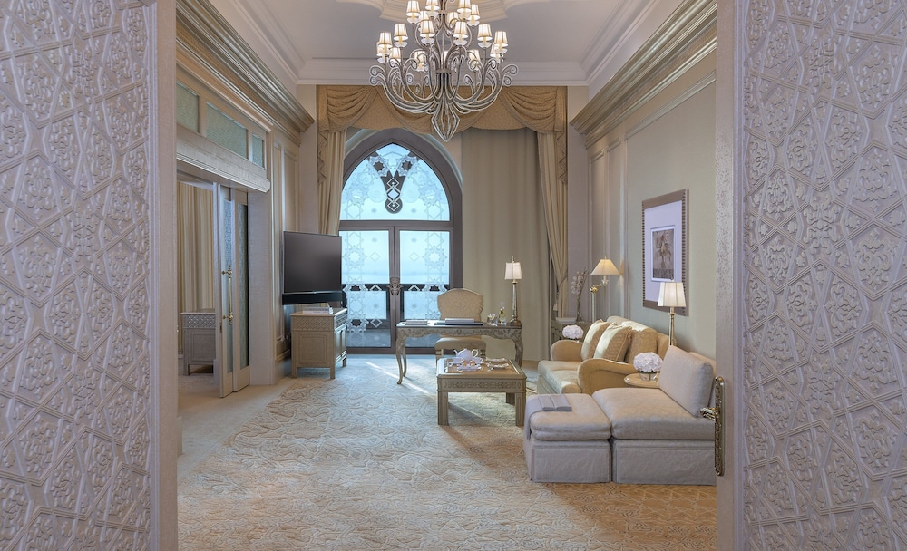 Deluxe Suite (Palace) — photo 6