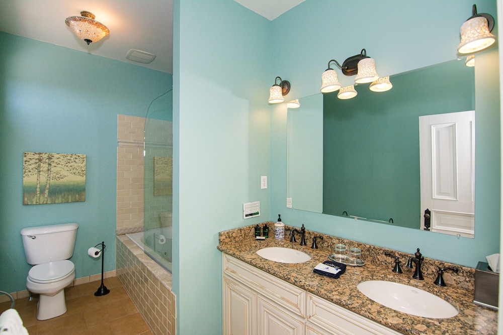 Luxury Room, Ensuite (Two Queens) photo 2
