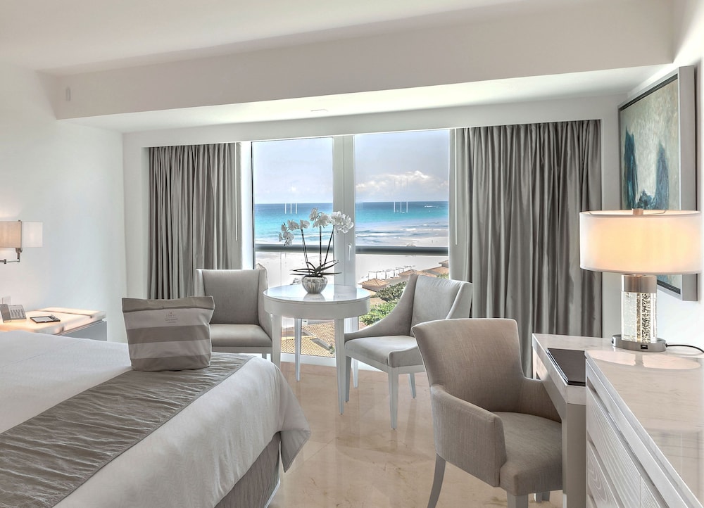 Royale Deluxe Partial Ocean View - Photo 14