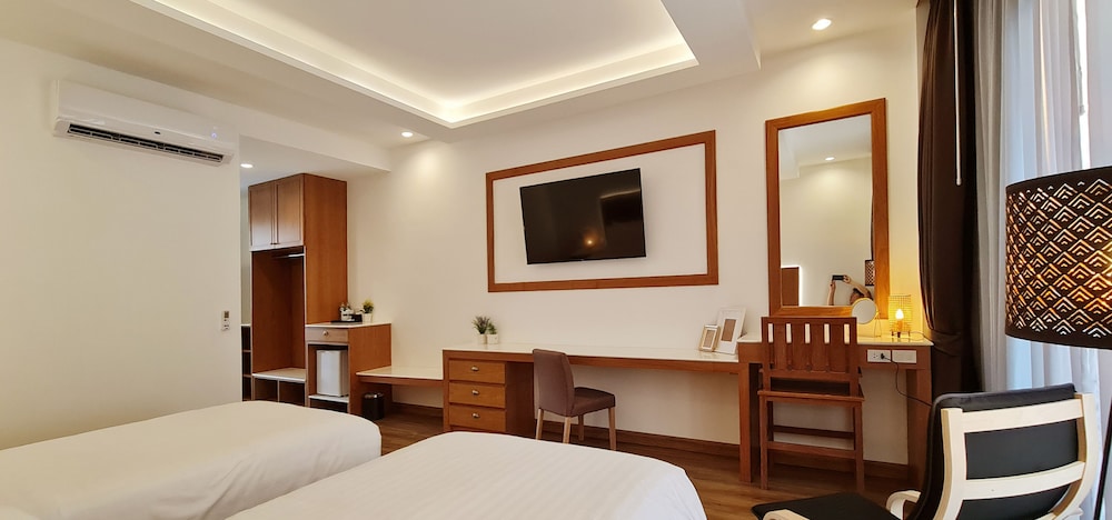 Superior Twin Room With Balcony photo 3