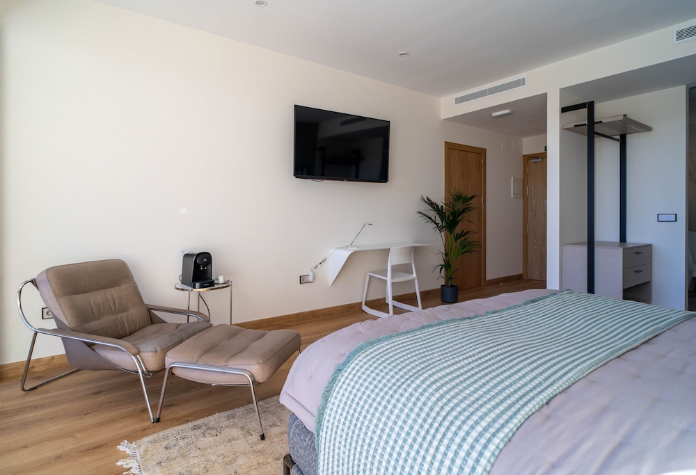 Comfort Suite photo 2