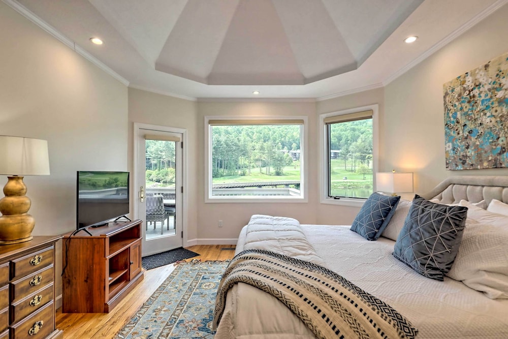 House (4 Bedrooms) photo 2