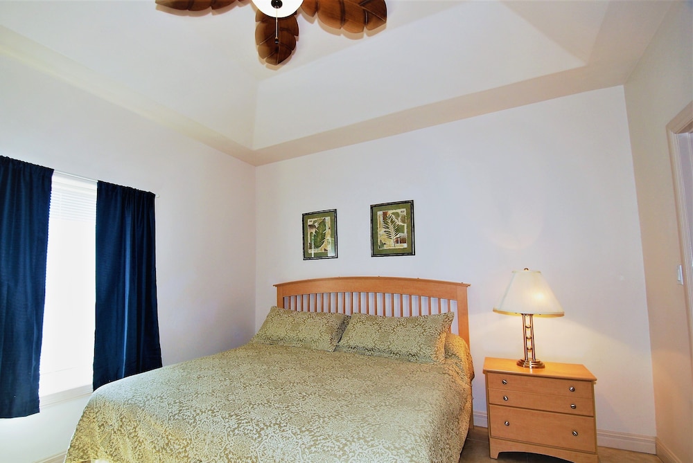 Condo, 2 Bedrooms