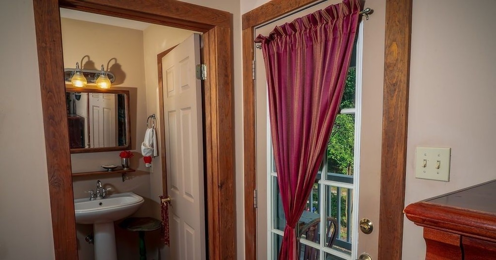 Vineyard Room photo 2