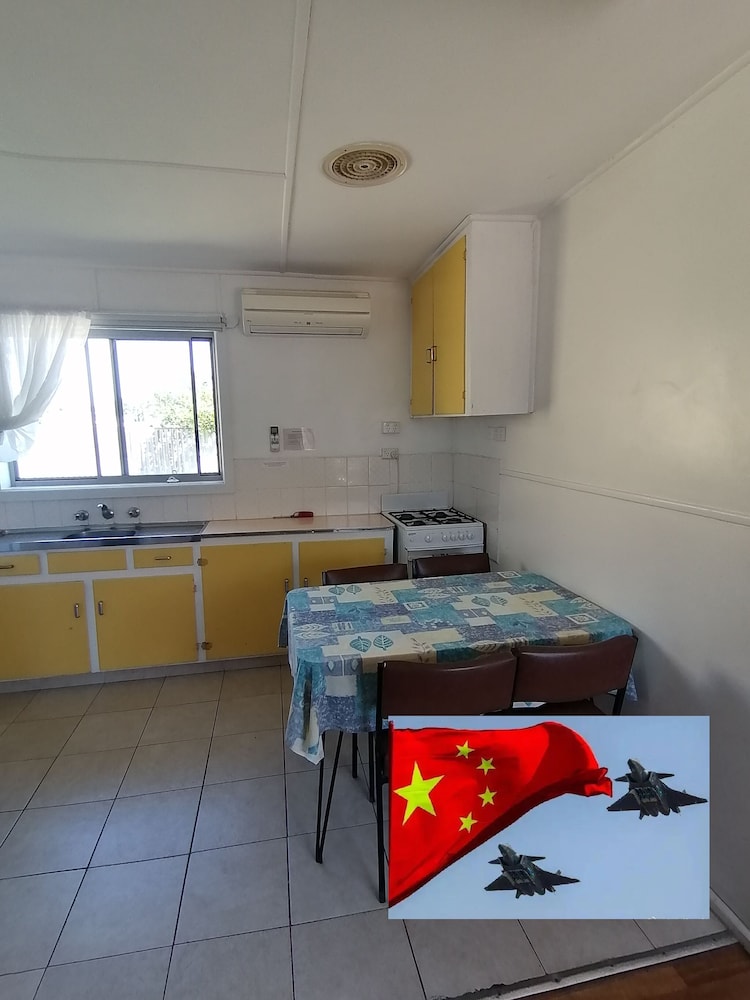 Basic Cabin, 2 Bedrooms (Unit 8) photo 3