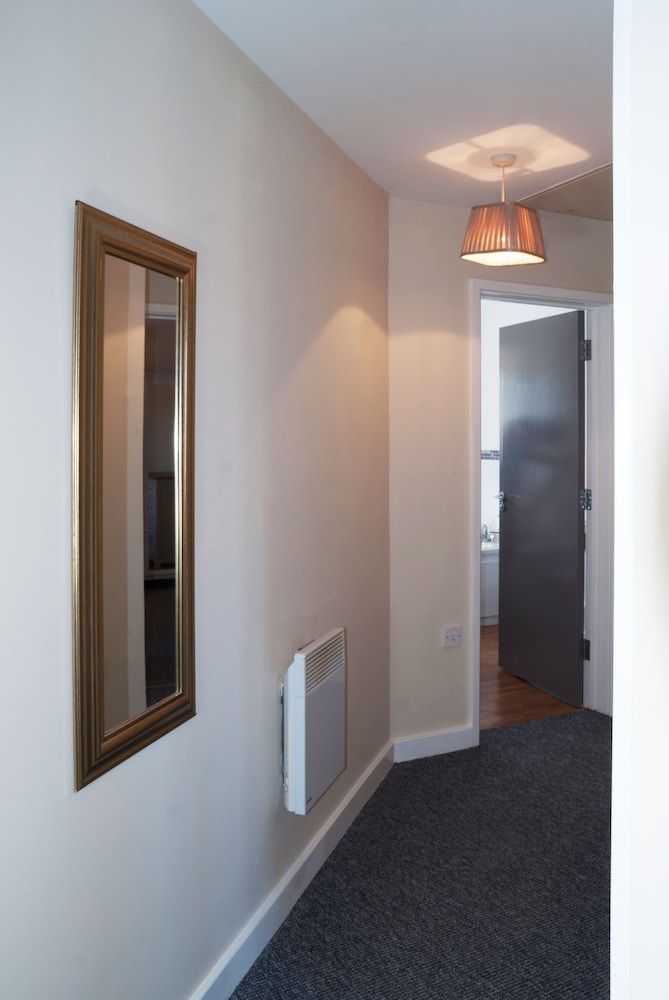 Suite, 1 King Bed, Non Smoking, Balcony (Living Room;Twin bed on request) - Photo 1