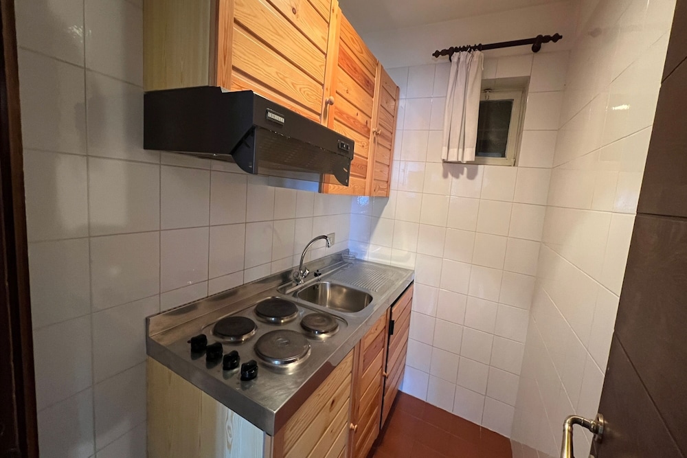 Family Studio, 1 Double Bed, Mountain View, Mountainside (Betulle 01-04 Few Min From Ski) photo 3