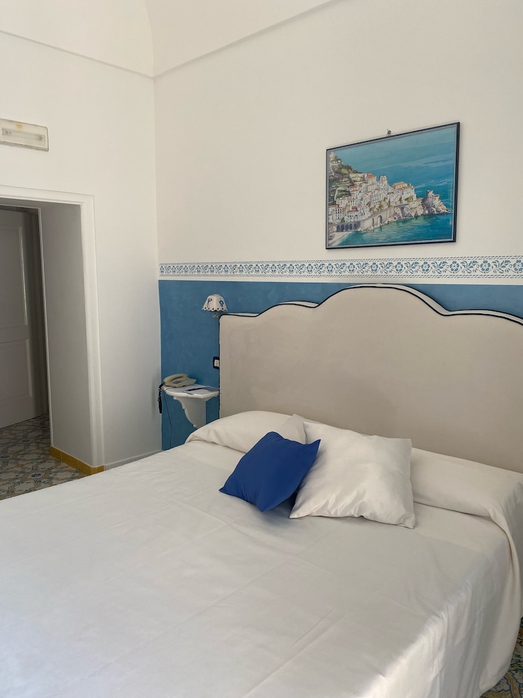 Comfort Double or Twin Room photo 1
