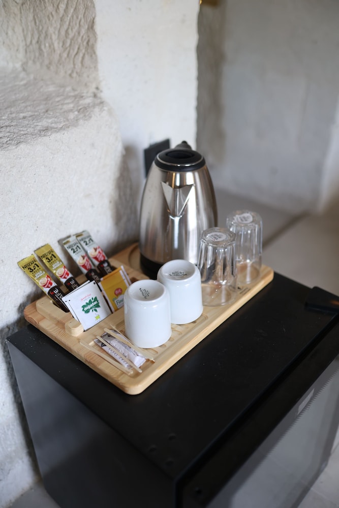 Honeymoon Room photo 2