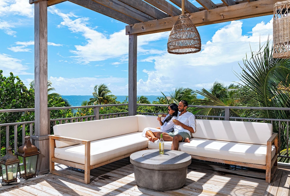 Penthouse, 3 Bedrooms, Ocean View photo 3